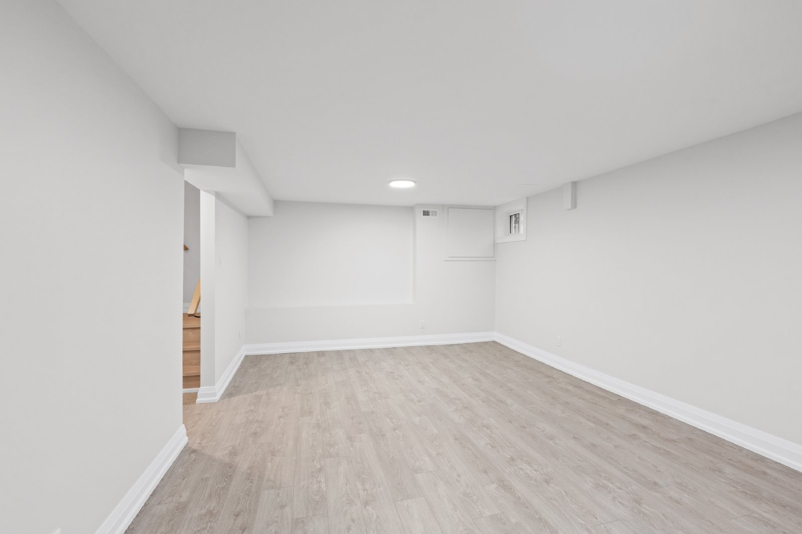 660 Hochelaga Street - 38 property image