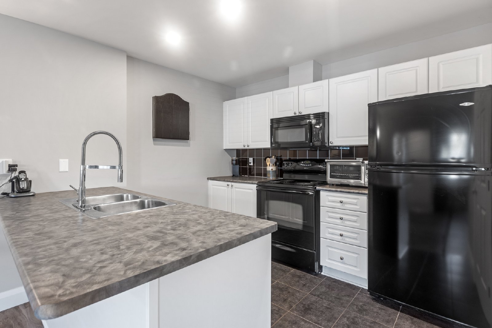 163A Crestway Drive - A property image