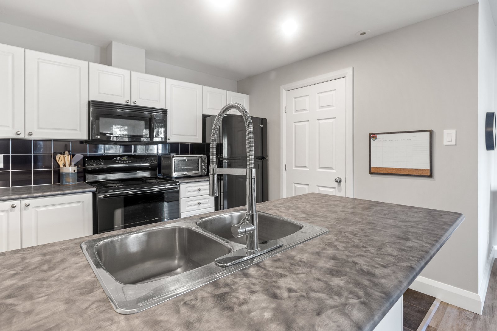 163A Crestway Drive - A property image
