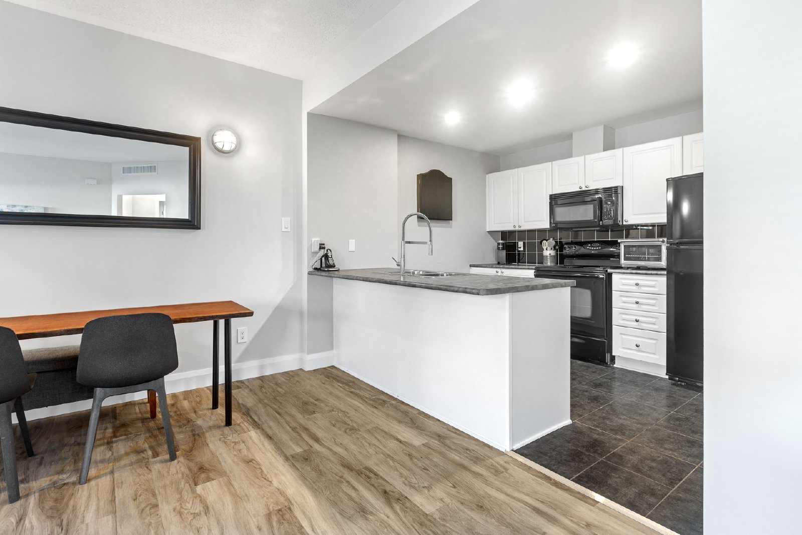 163A Crestway Drive - A property image