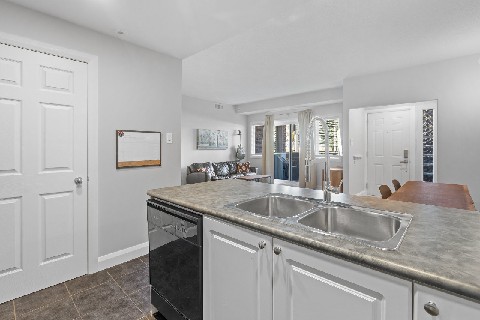 163A Crestway Drive - A property image