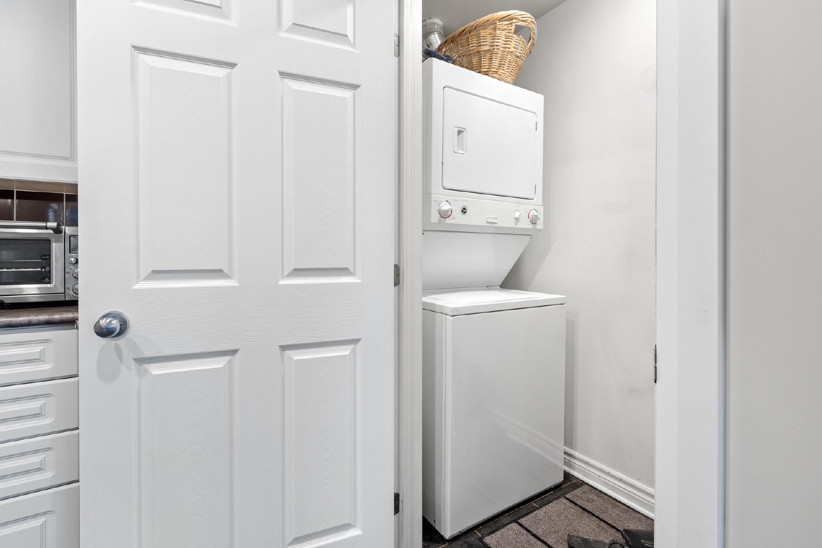 163A Crestway Drive - A property image