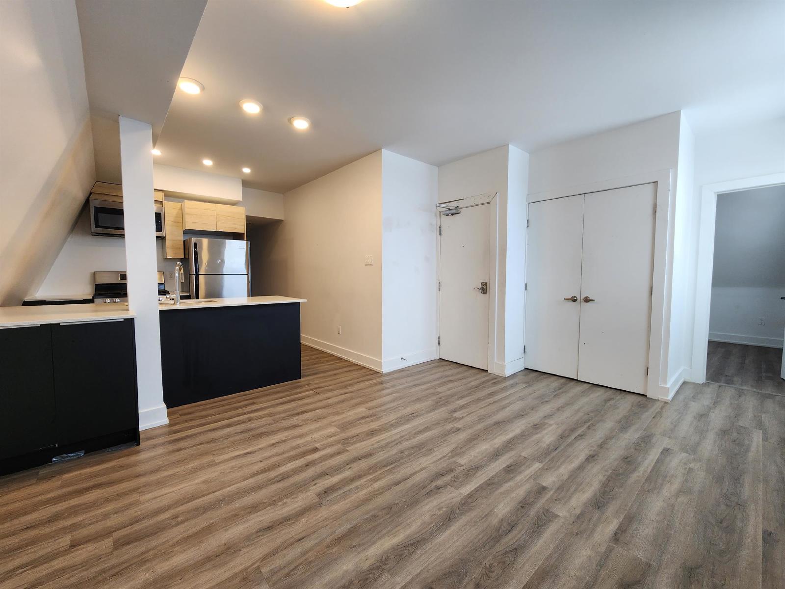 444 Cambridge Street - 3 property image