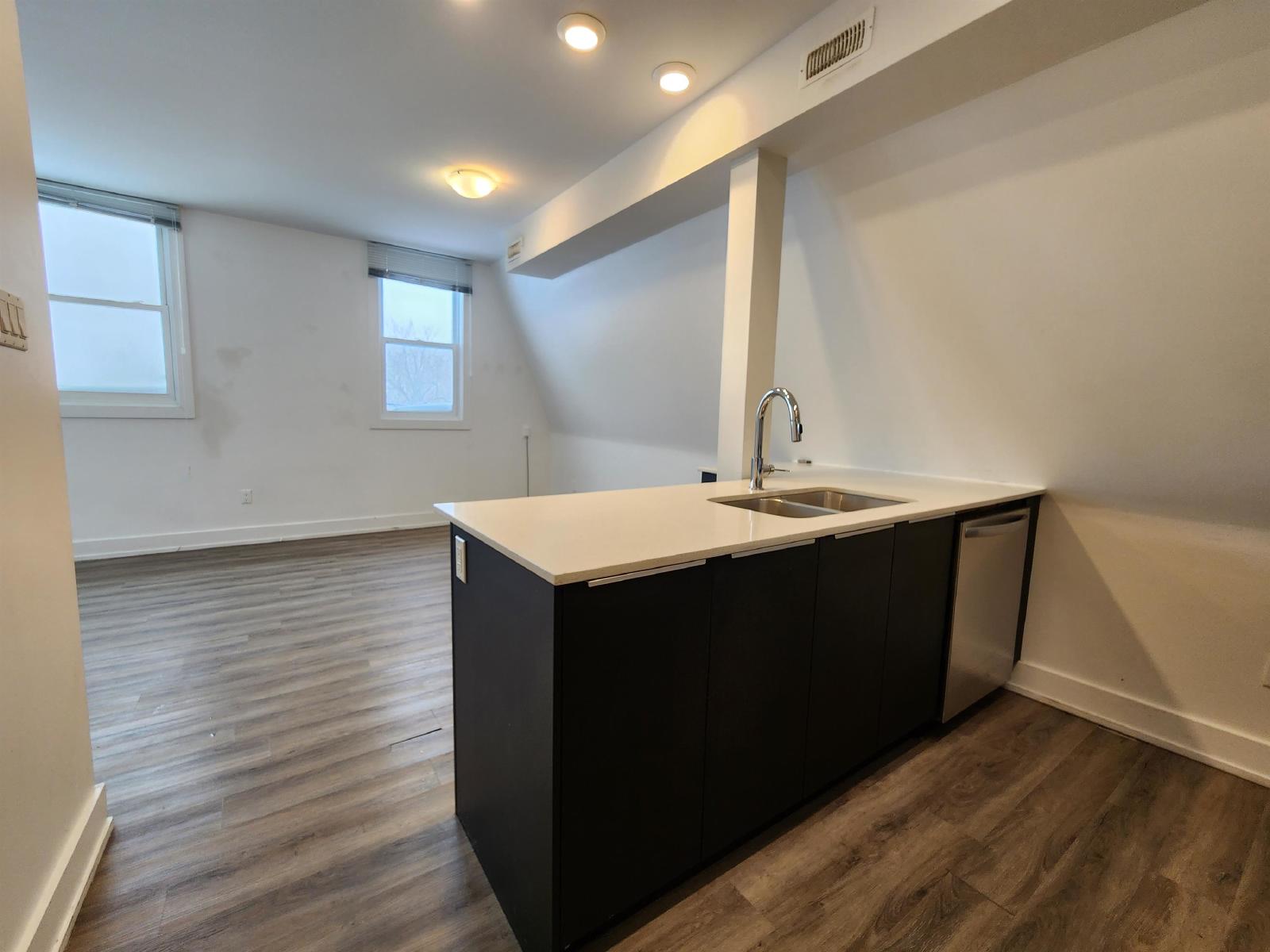 444 Cambridge Street - 3 property image