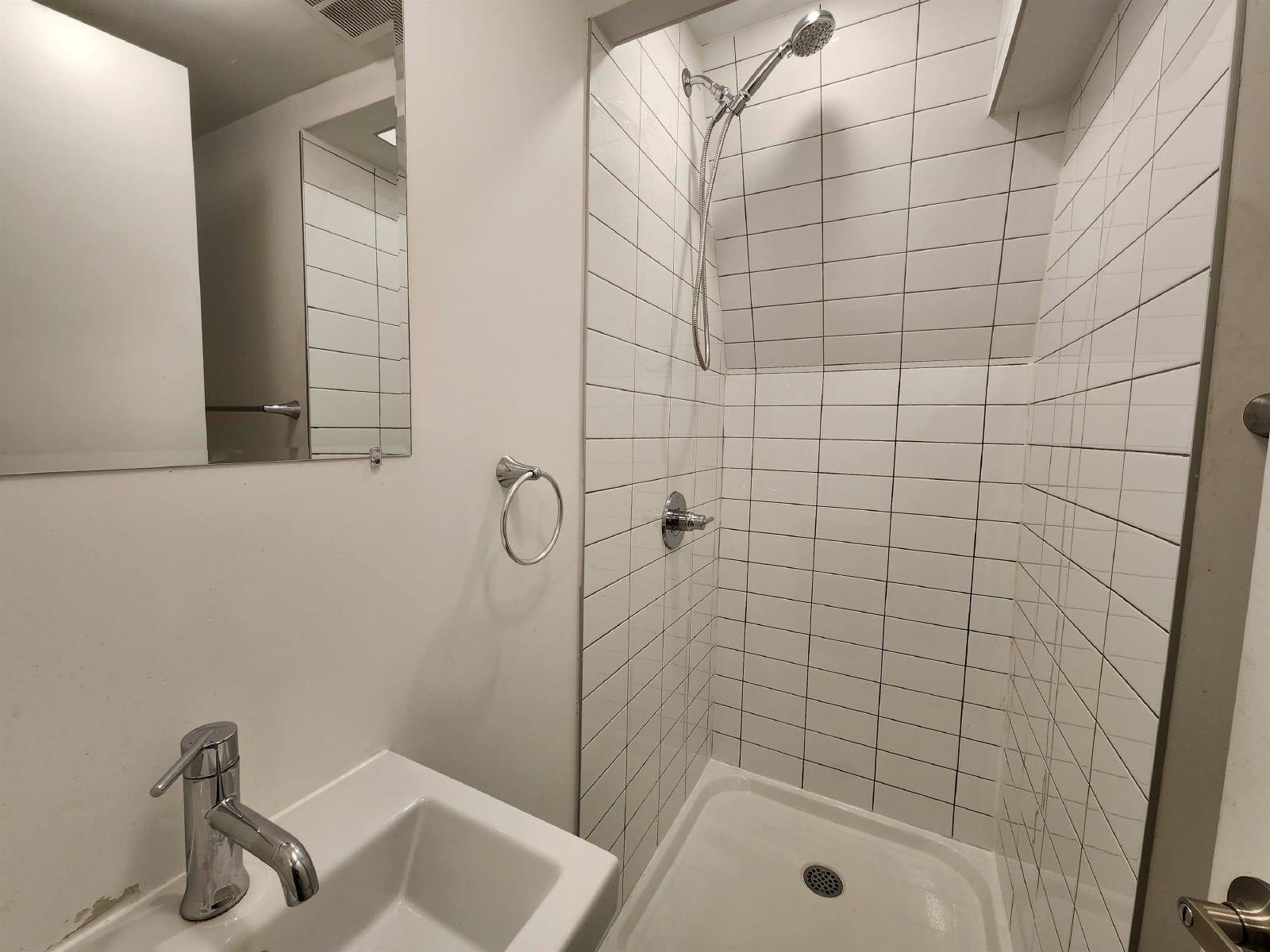 444 Cambridge Street - 3 property image