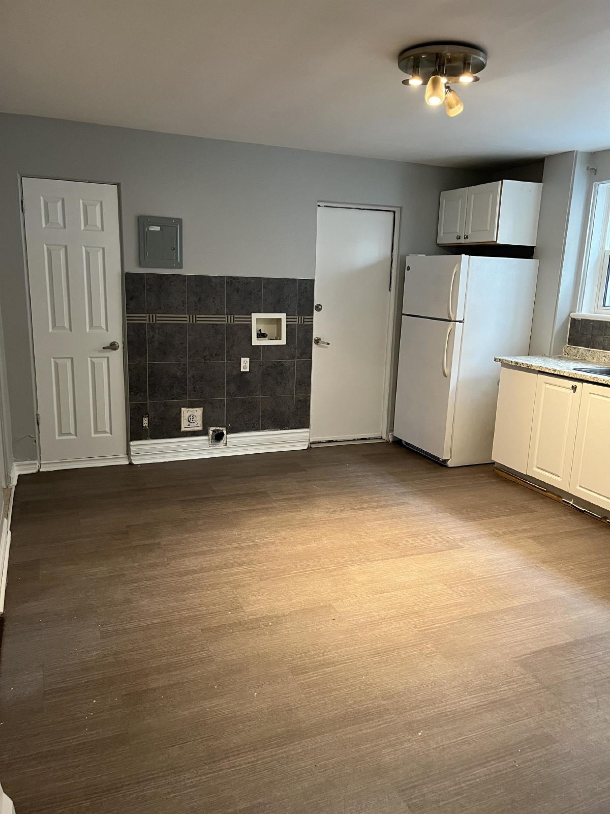 190 Montfort Street - 1 property image