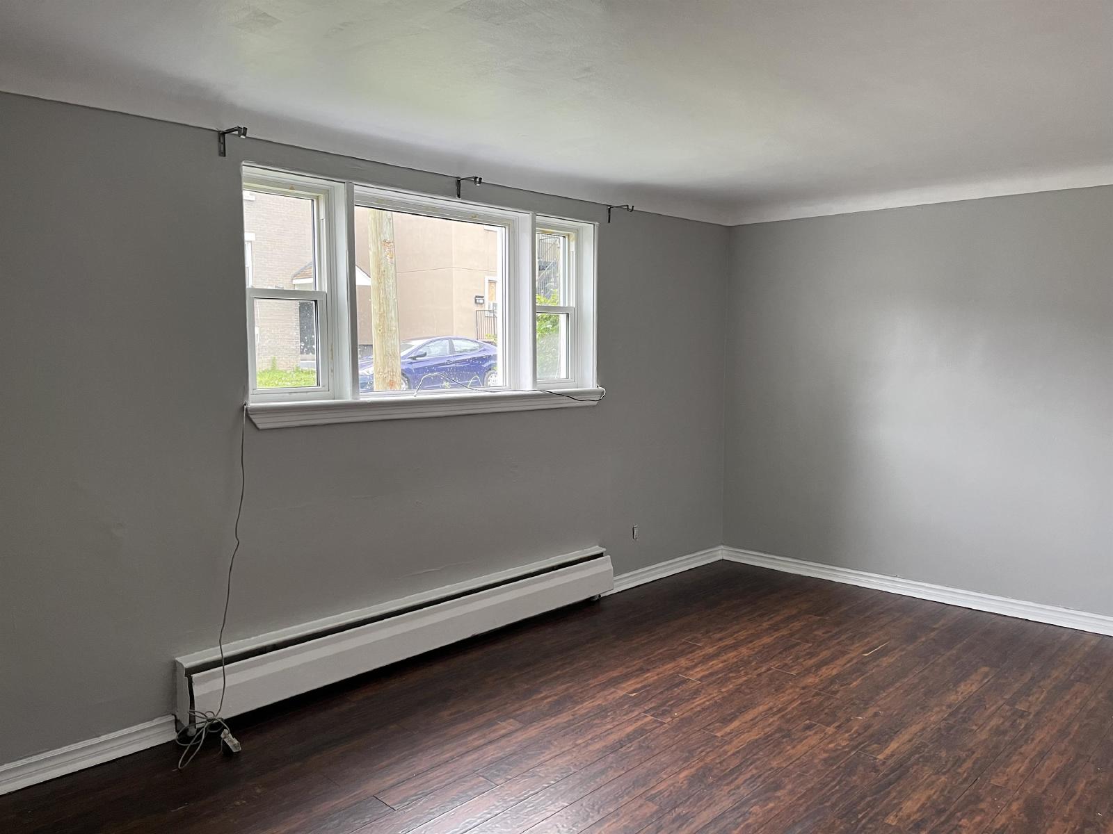 190 Montfort Street - 1 property image