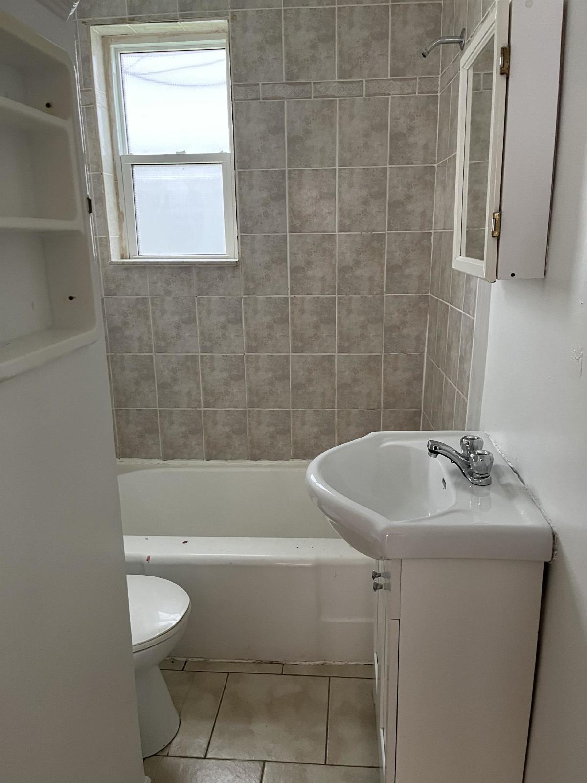 190 Montfort Street - 1 property image