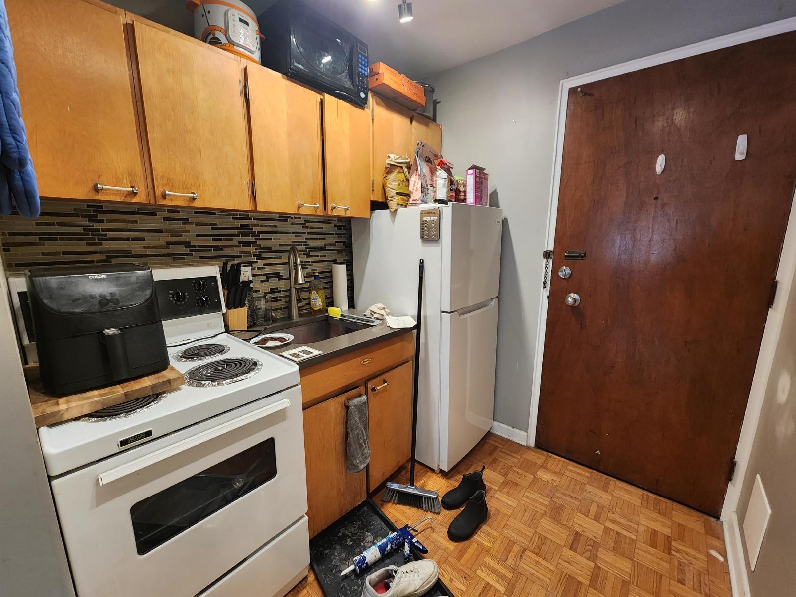 100 Waverley Street - 208 property image