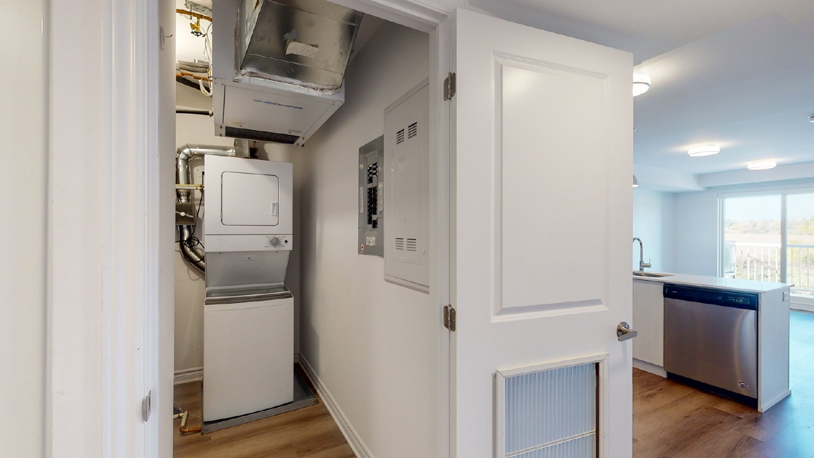 160 Whispering Winds Way - 408 property image