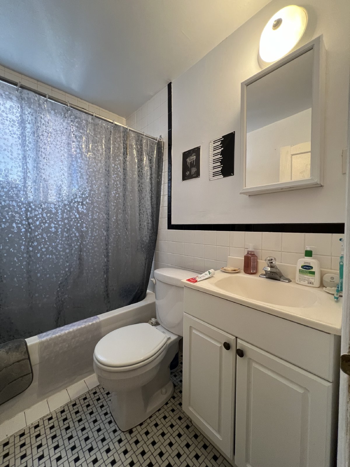 360 Chapel - Unit 8 property image