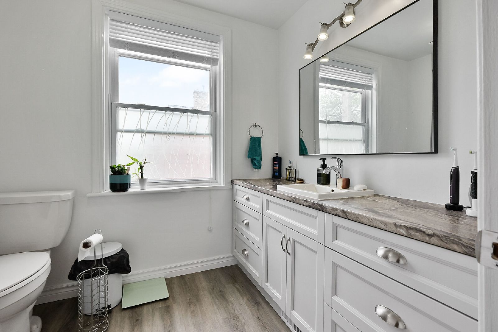 481 Besserer Street - 1 property image