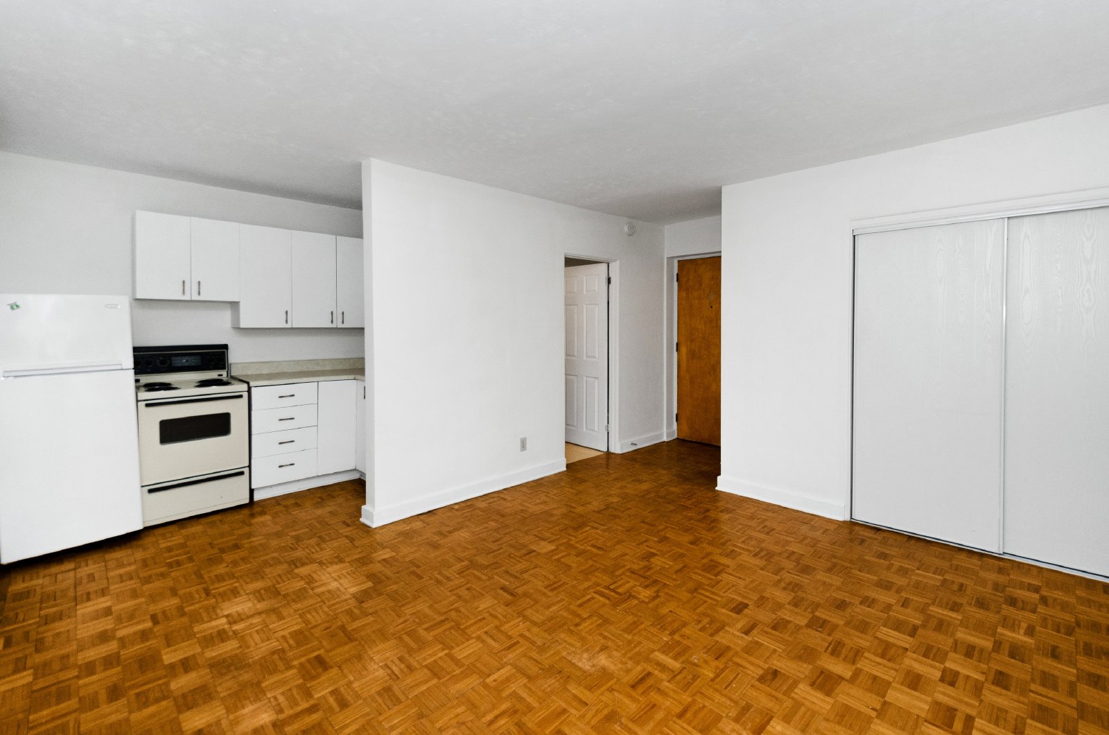 161 Somerset Street West - 6 property image