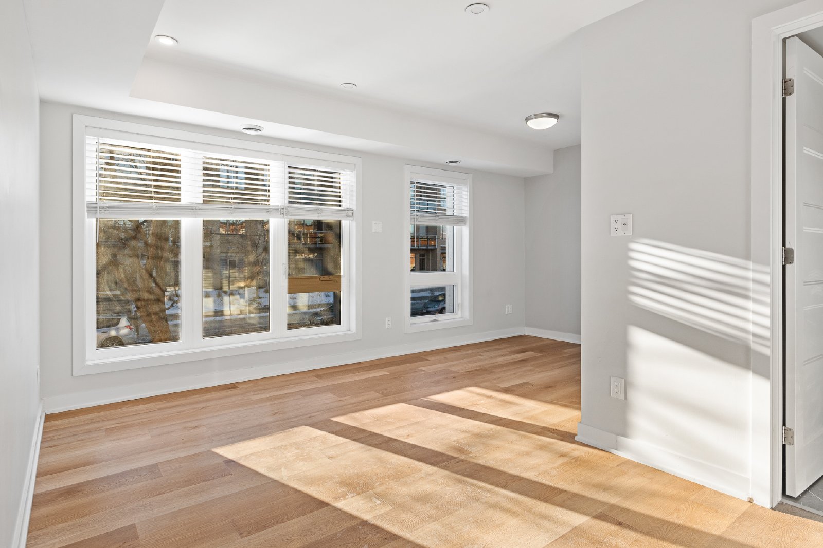 689 Churchill Avenue North - 201 property image