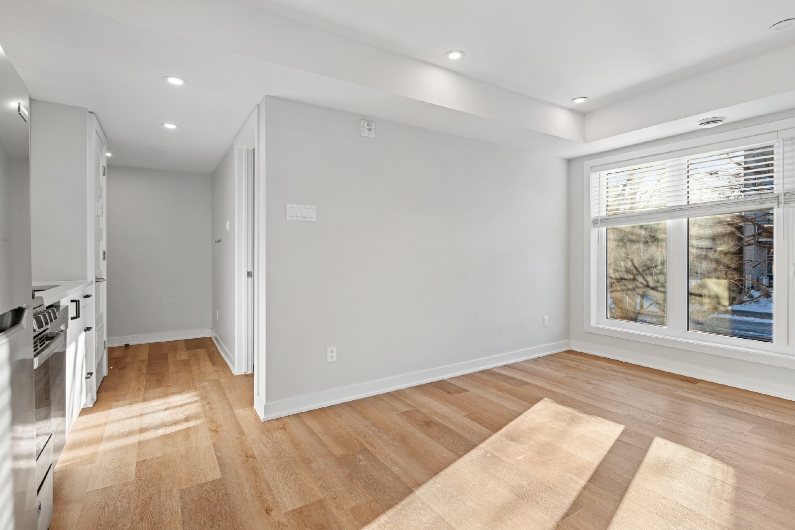 689 Churchill Avenue North - 201 property image