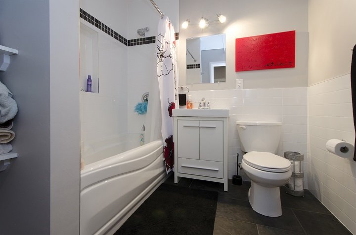 207 Charlotte - Unit 6 property image