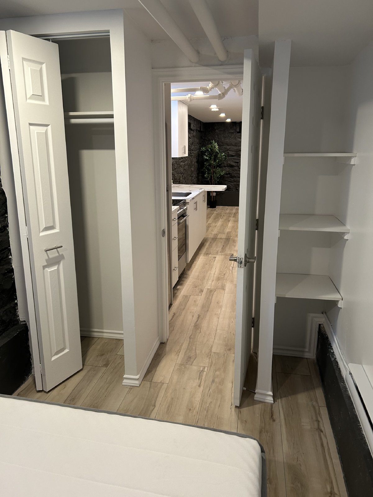 196 James - Unit 9 property image