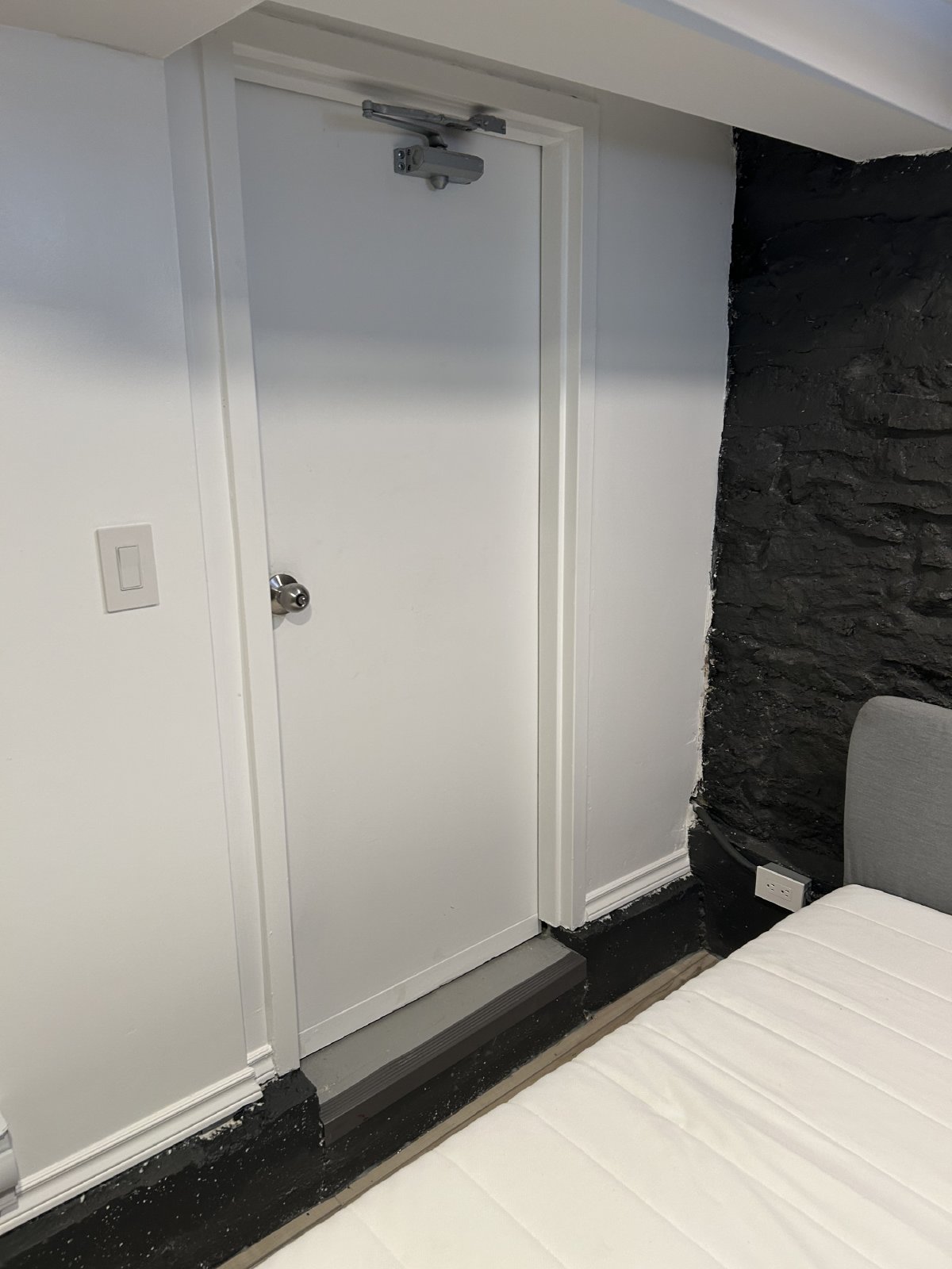 196 James - Unit 9 property image