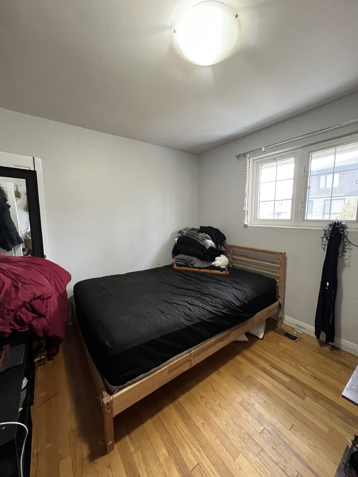 49 Meadowlands Drive West - 1 property image