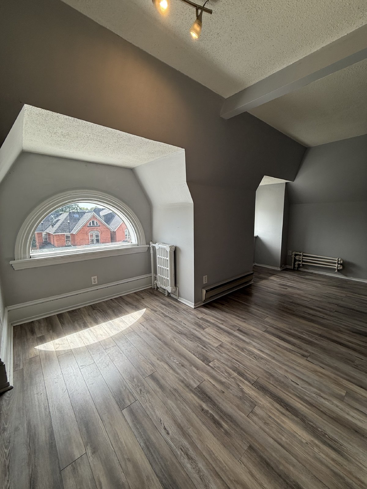 457 Somerset - Unit 3 property image