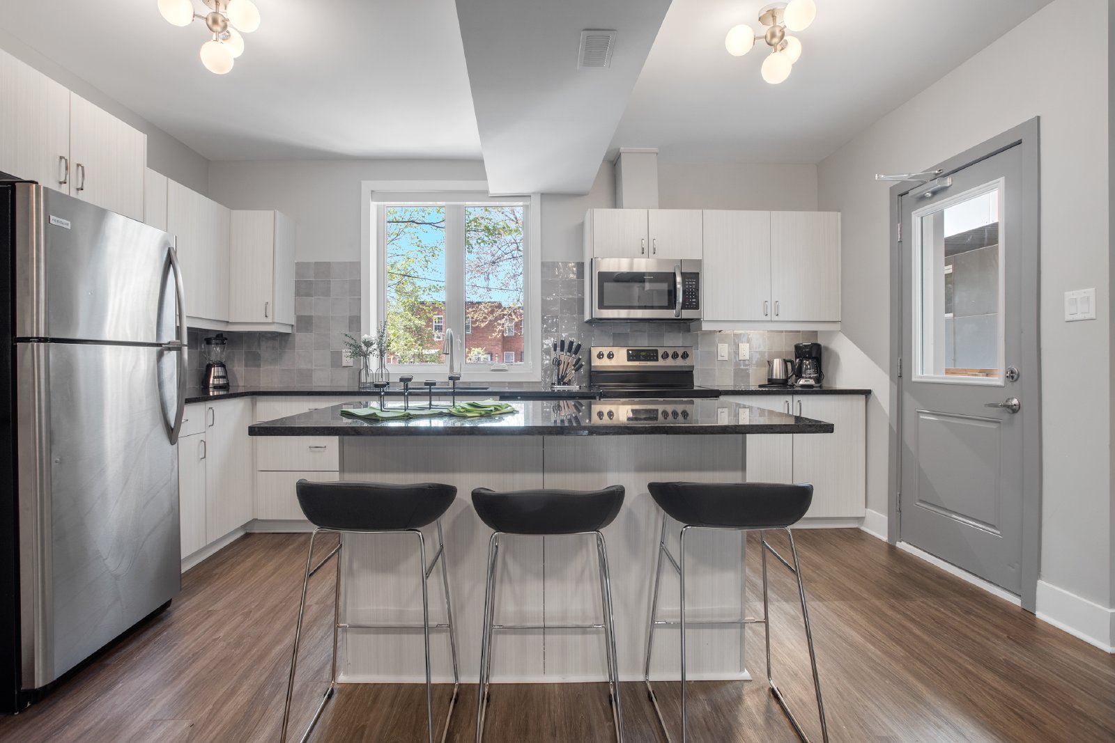 388 Chapel Street - 1 property image