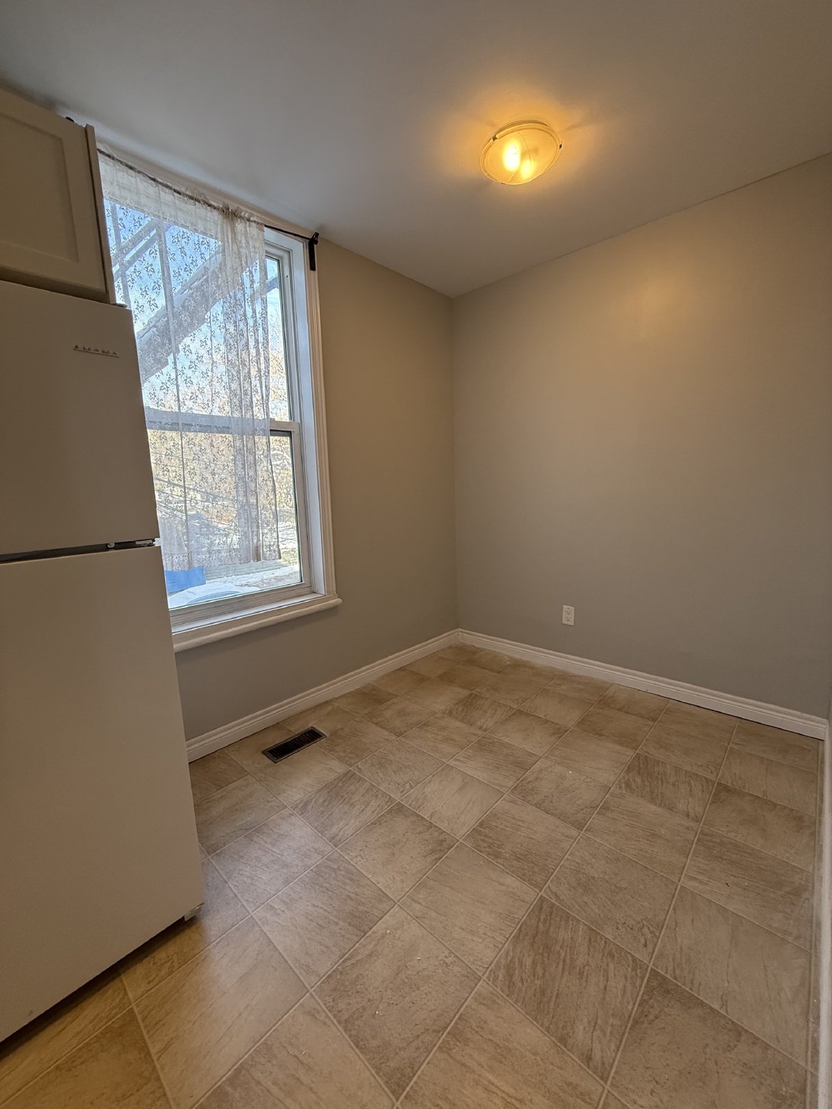 337 James - Unit 2 property image