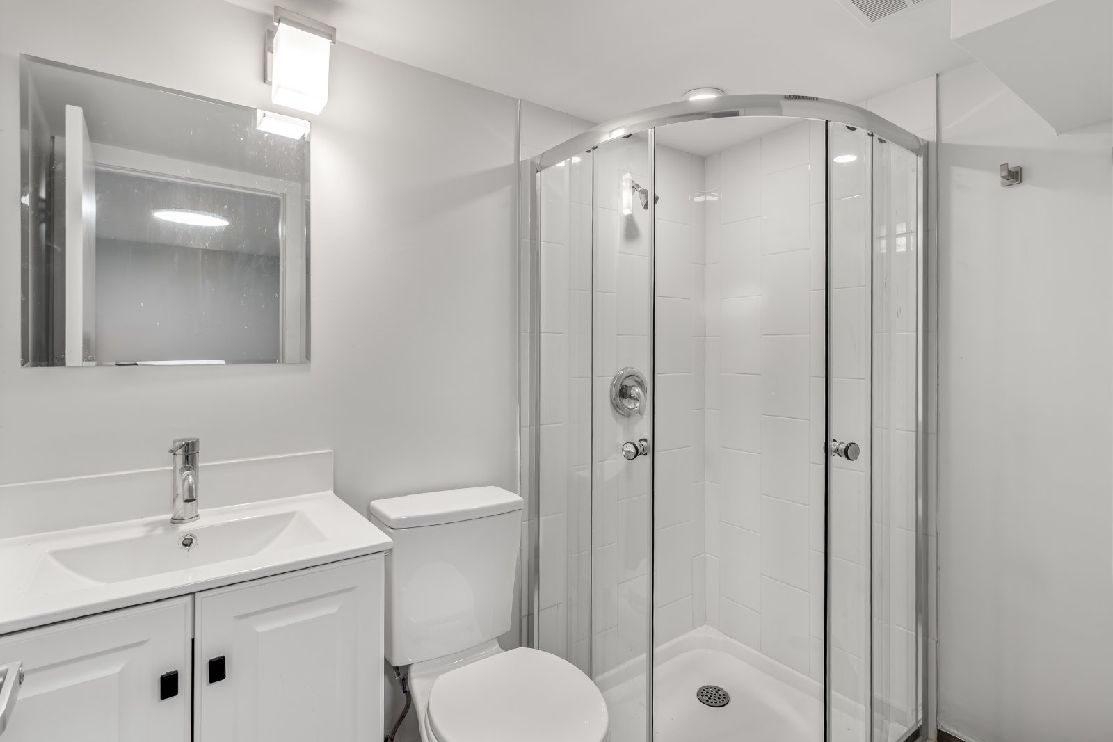 255 Somerset Street East - 1 property image