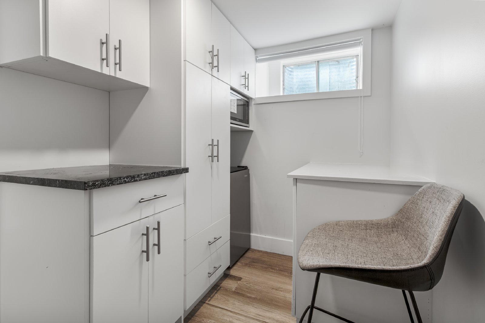 255 Somerset Street East - 1 property image