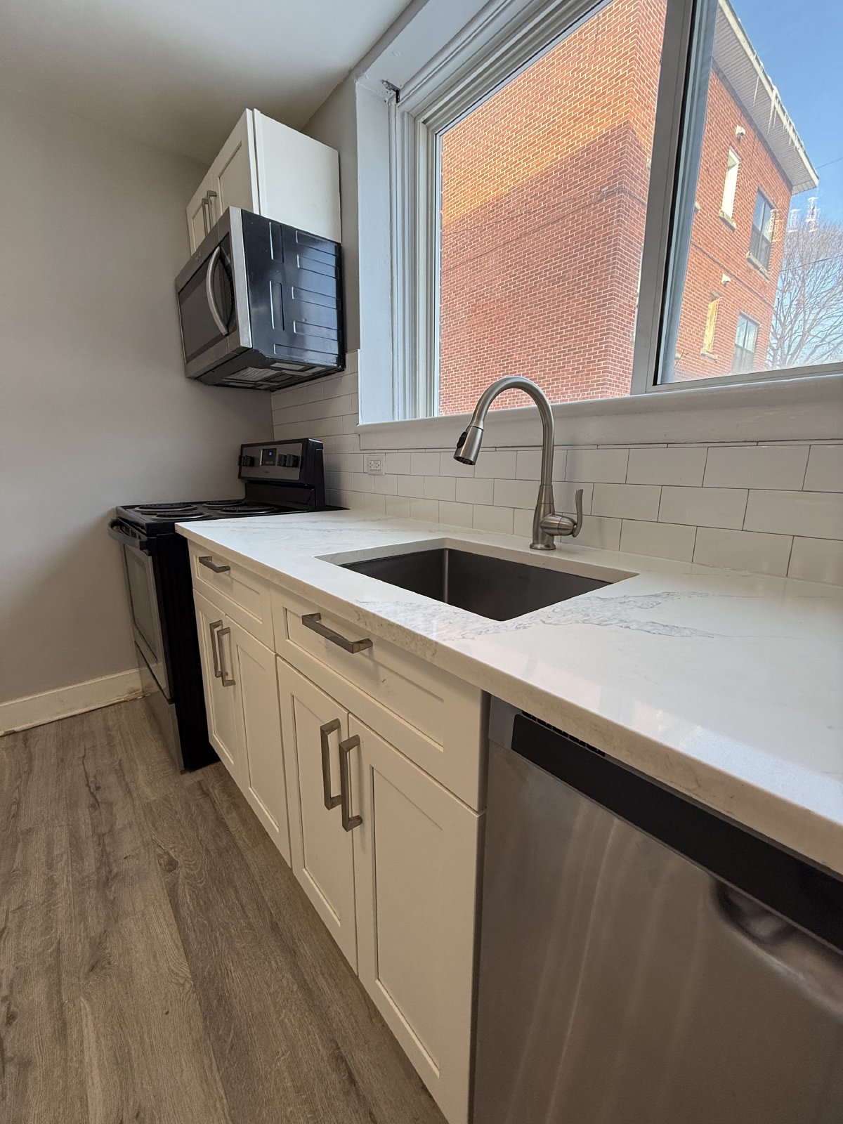 95 Irving - Unit 6 property image