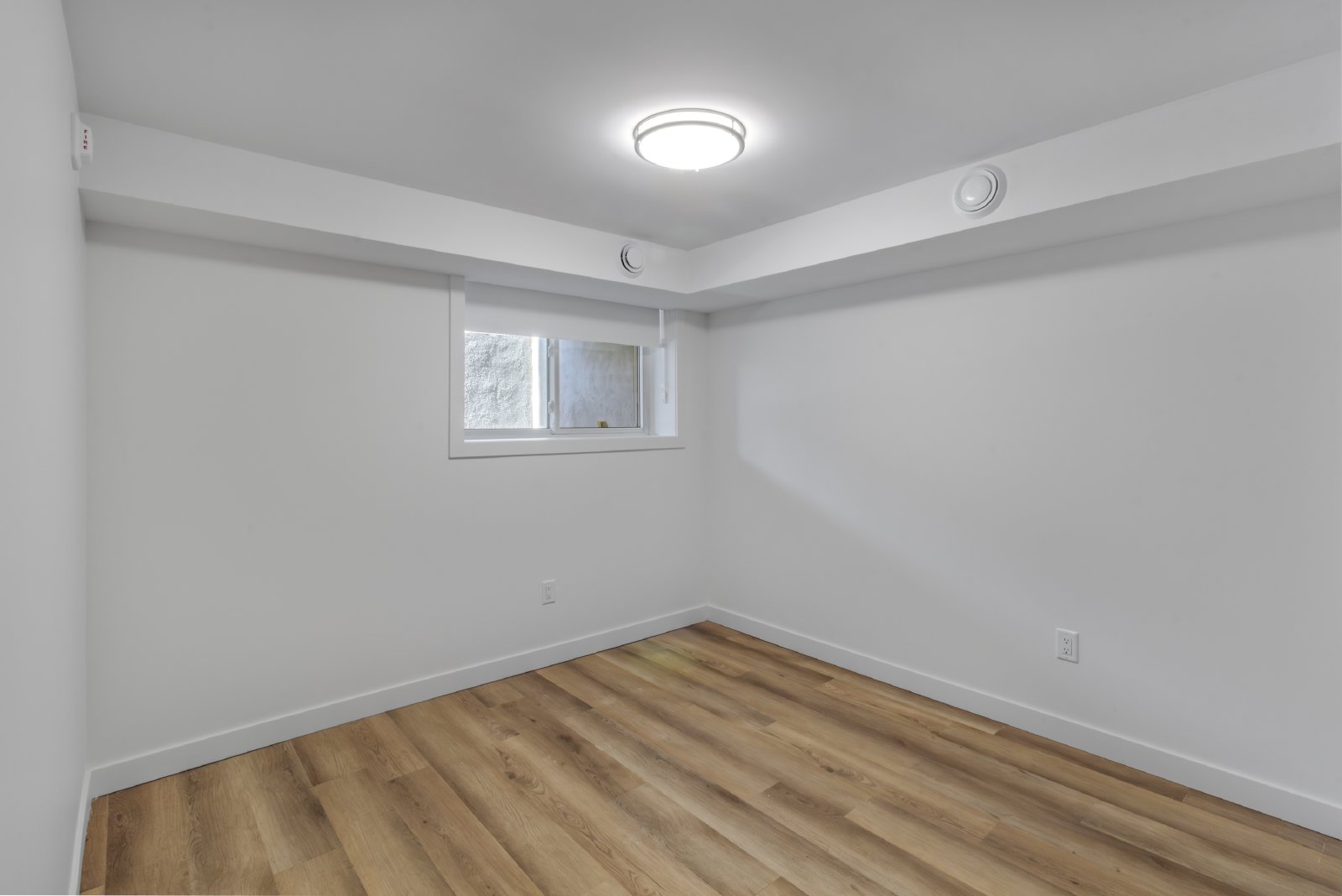 294 Somerset Street East - 402 property image