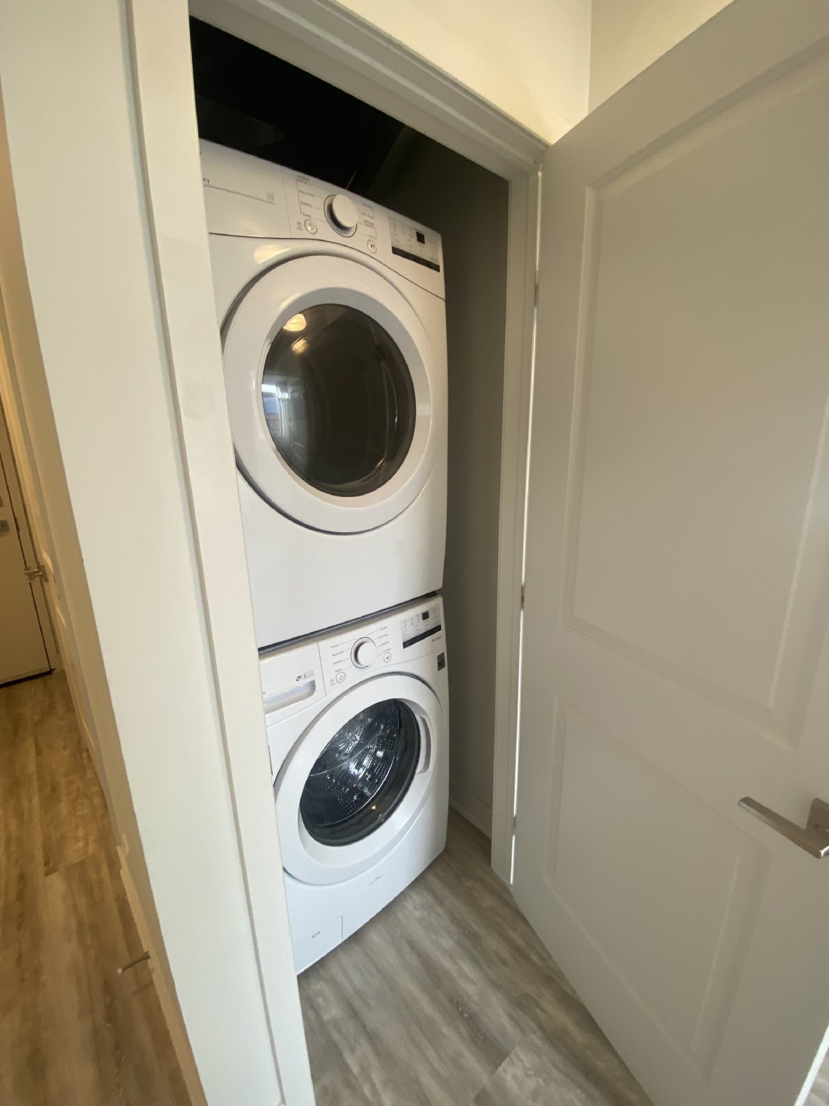 3 Bedale Drive - 203 property image