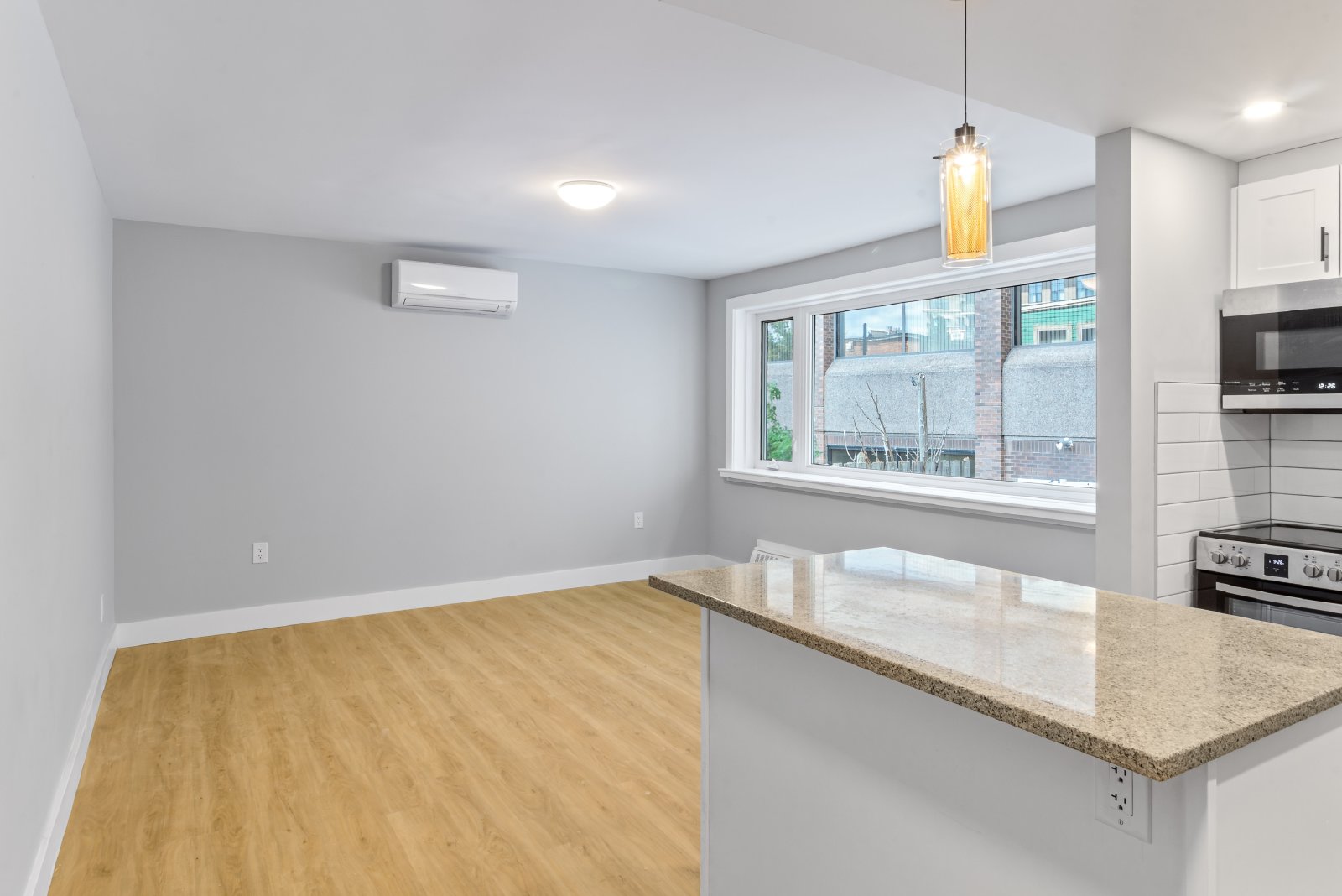 350 Clemow Avenue - Unit 102 property image