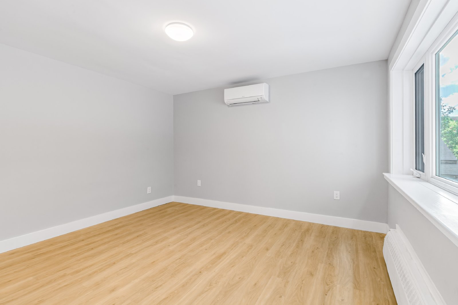 350 Clemow Avenue - Unit 102 property image