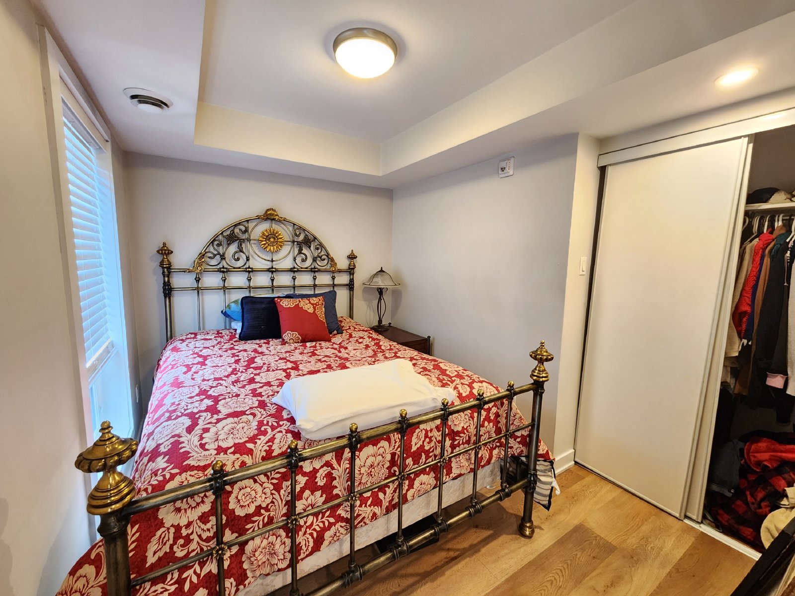 689 Churchill Avenue North - 103 property image