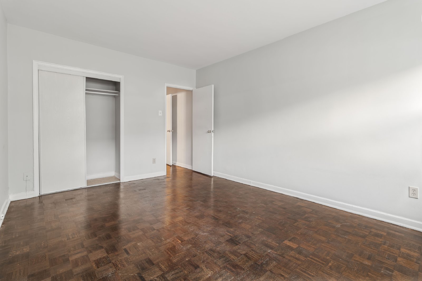 420 Gilmour Street - 101 property image