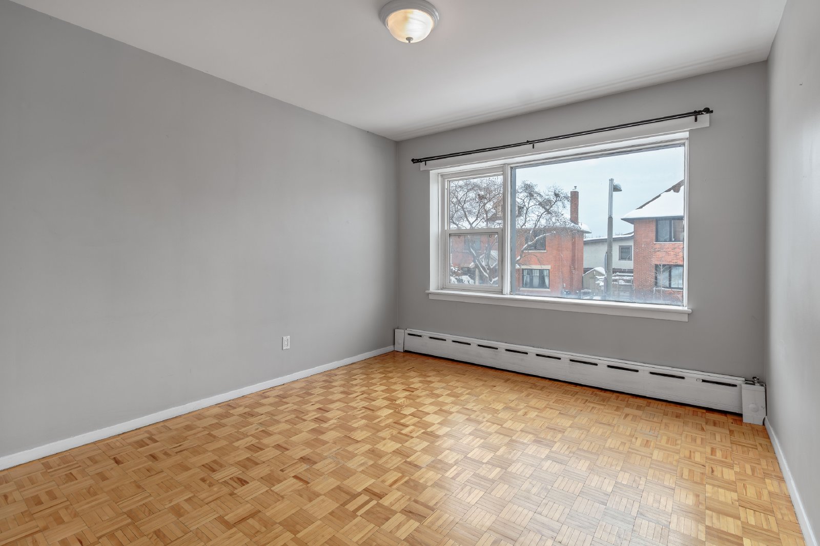 500 Clarence - Unit 4 property image