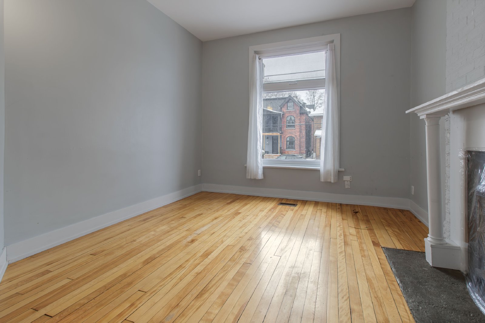 72 Fifth Avenue - 1 property image