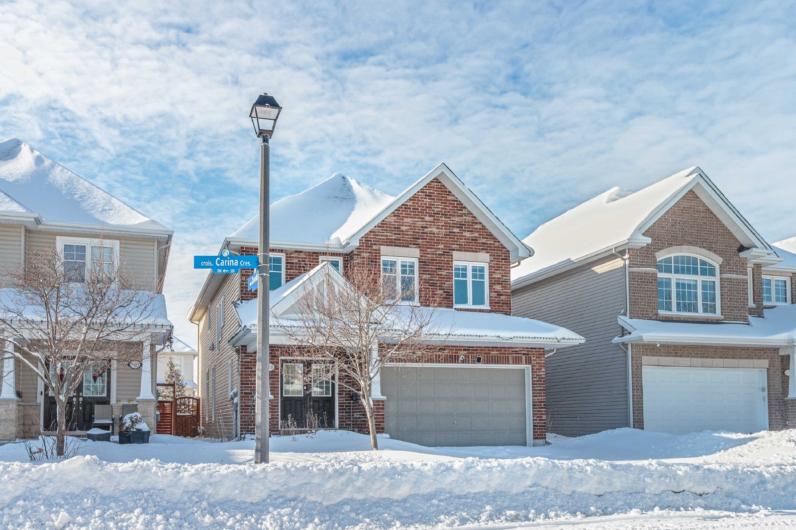 516 Carina Crescent - 1 property image