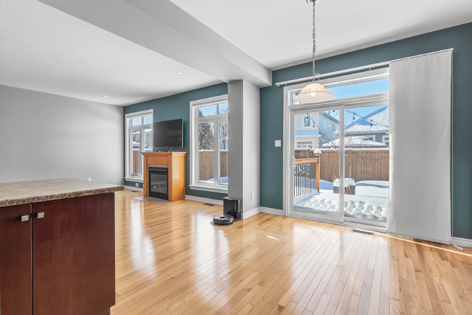 516 Carina Crescent - 1 property image