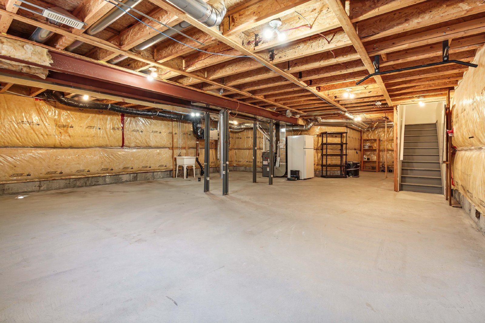 516 Carina Crescent - 1 property image