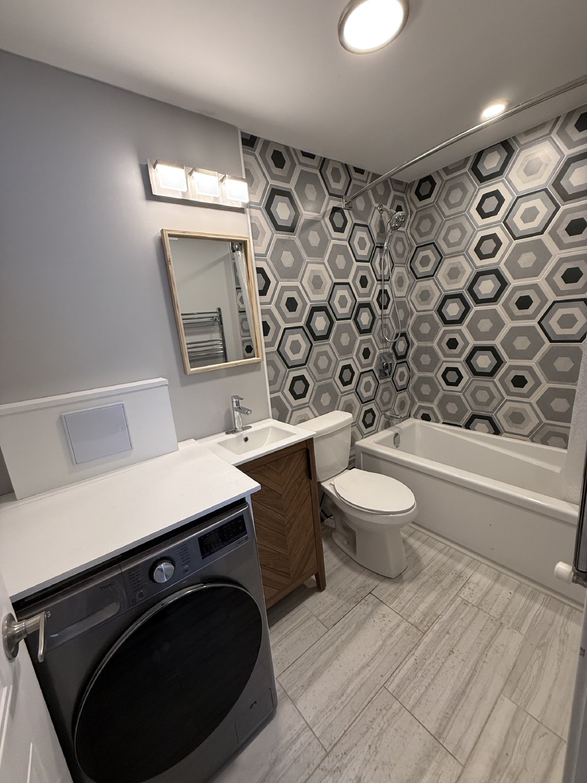 238 Carruthers Avenue - 103 property image