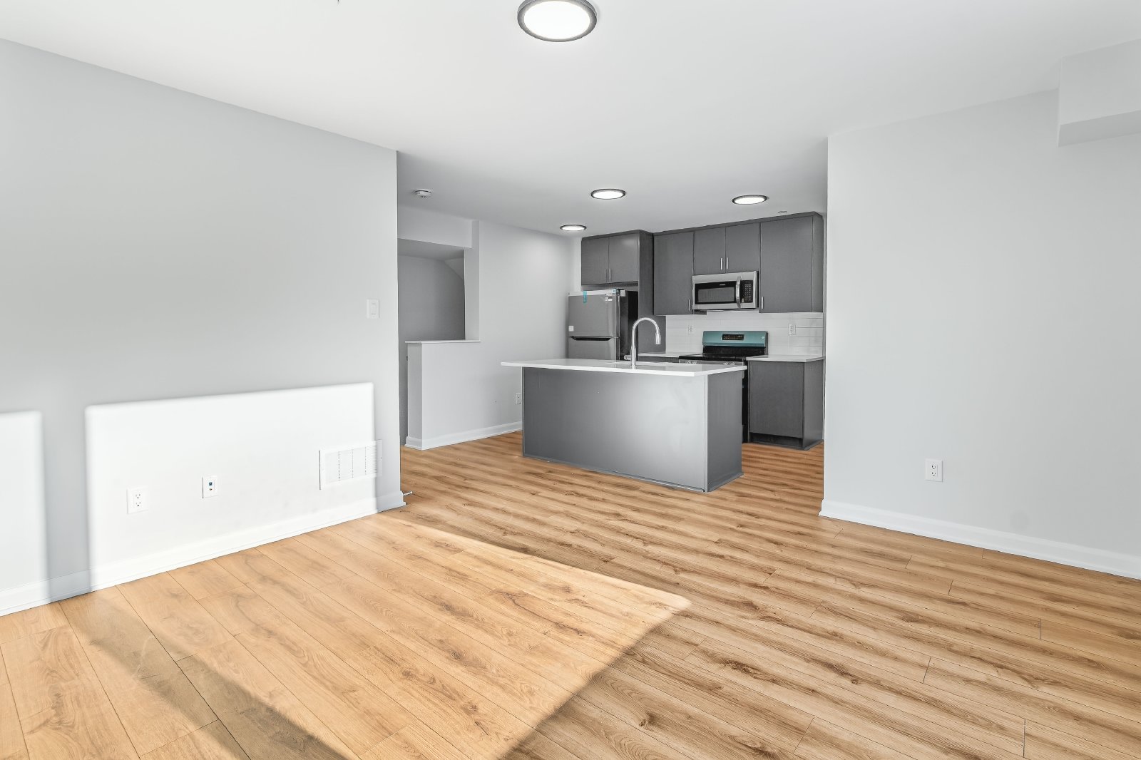 21-401 Glenroy Gilbert Drive - 21 property image