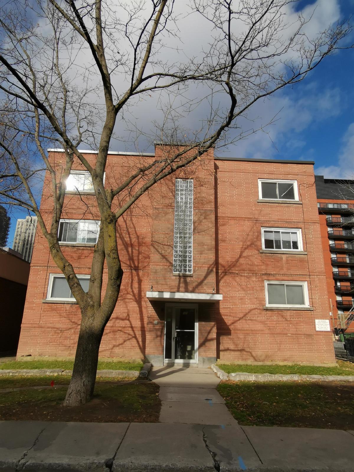 161 Somerset Street West - 24 property image