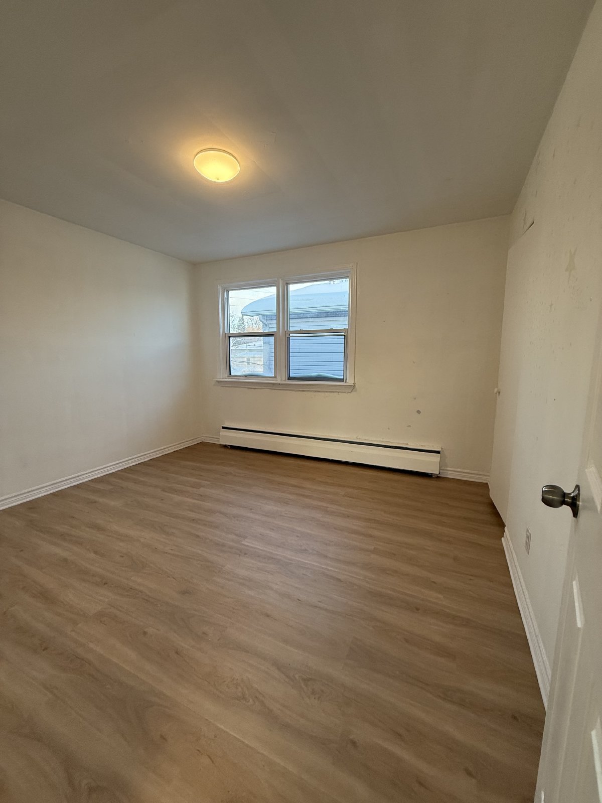 190 Montfort Street - 3 property image