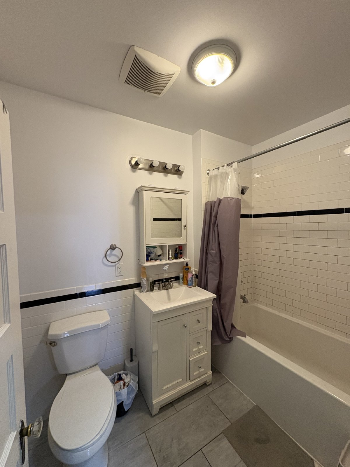 207 Charlotte - Unit 7 property image