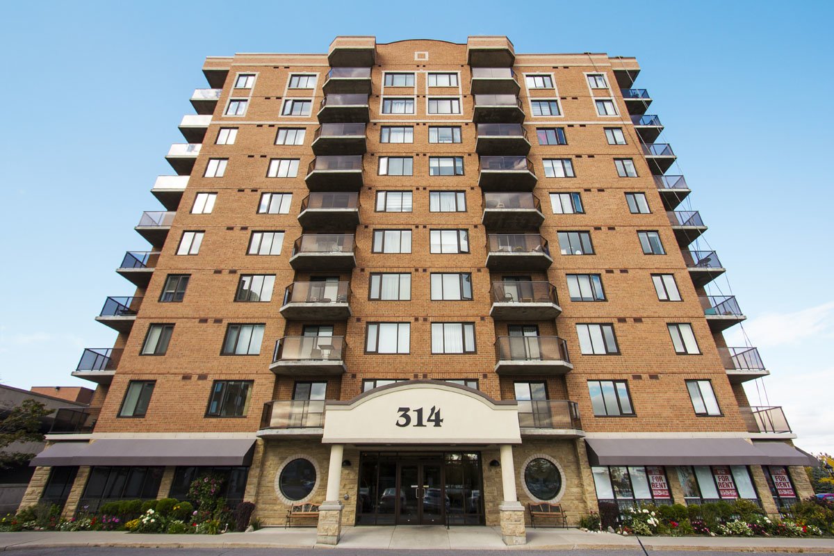 202-314 Central Park Drive - 202 property image