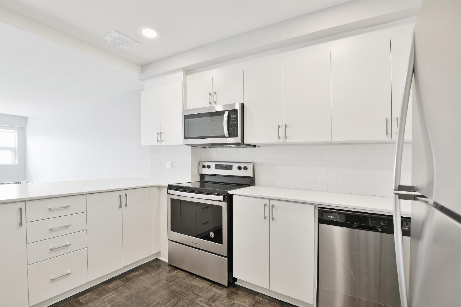 420 Gilmour Street - 601 property image