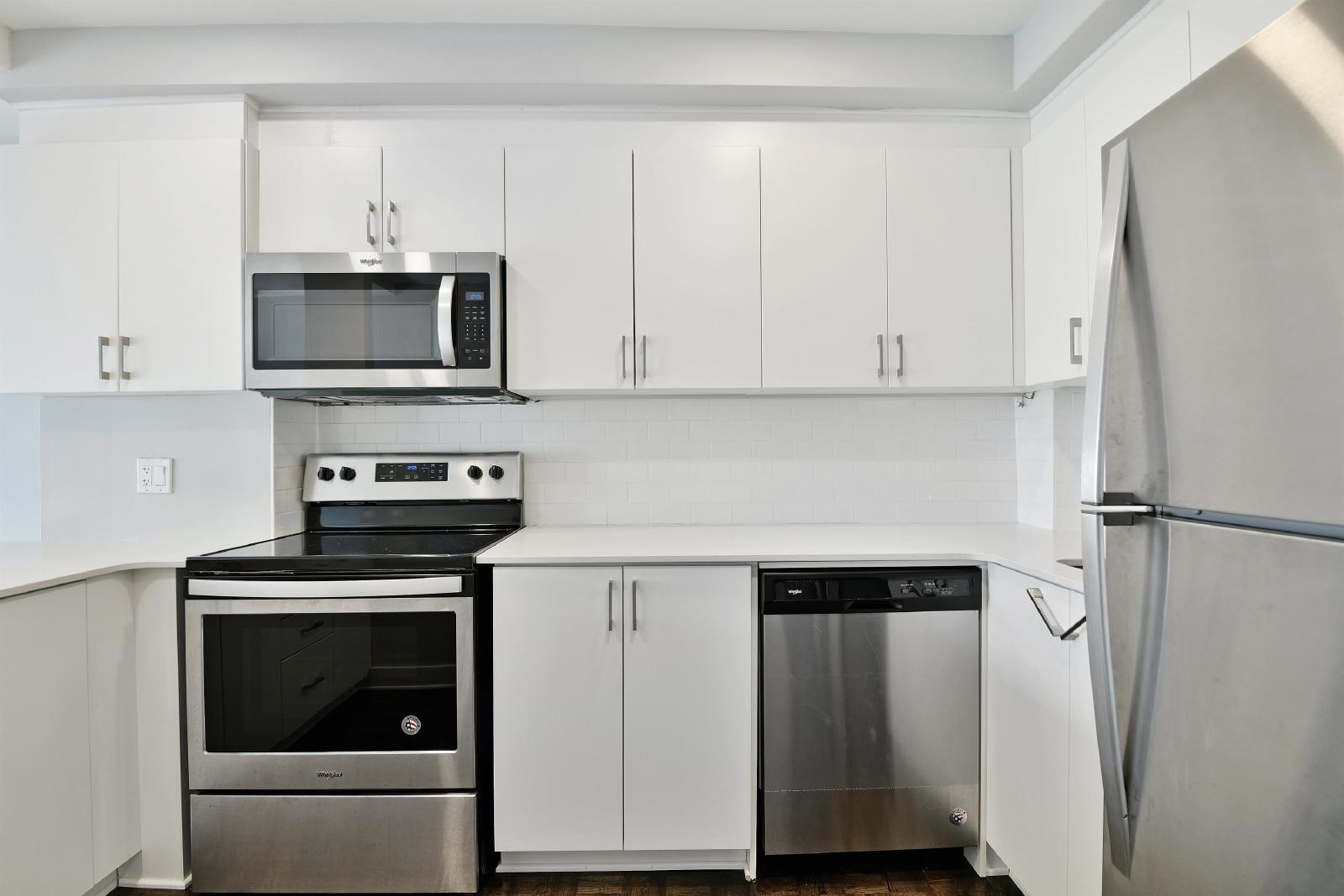 420 Gilmour Street - 601 property image