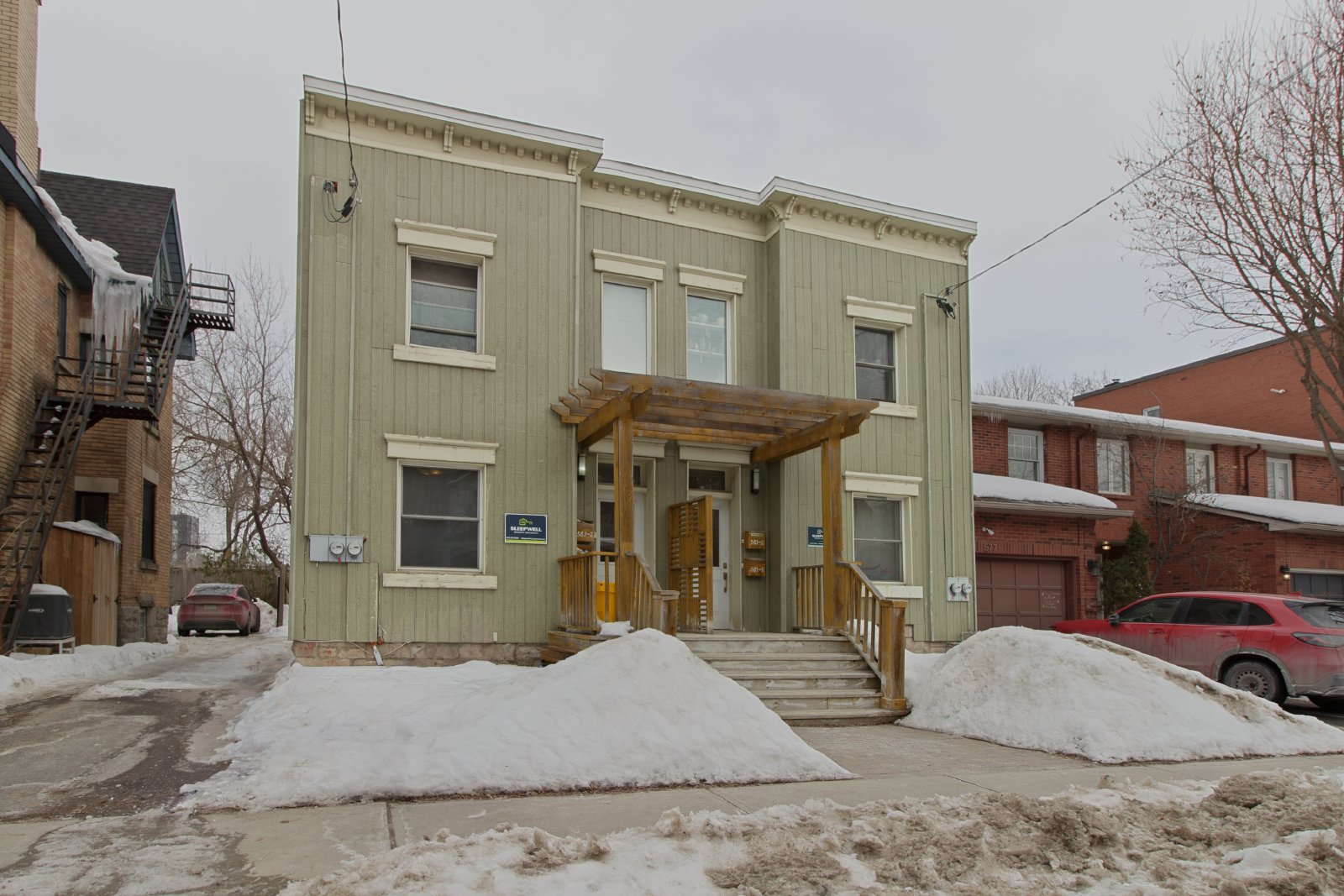 583 Mcleod - Unit 1 property image