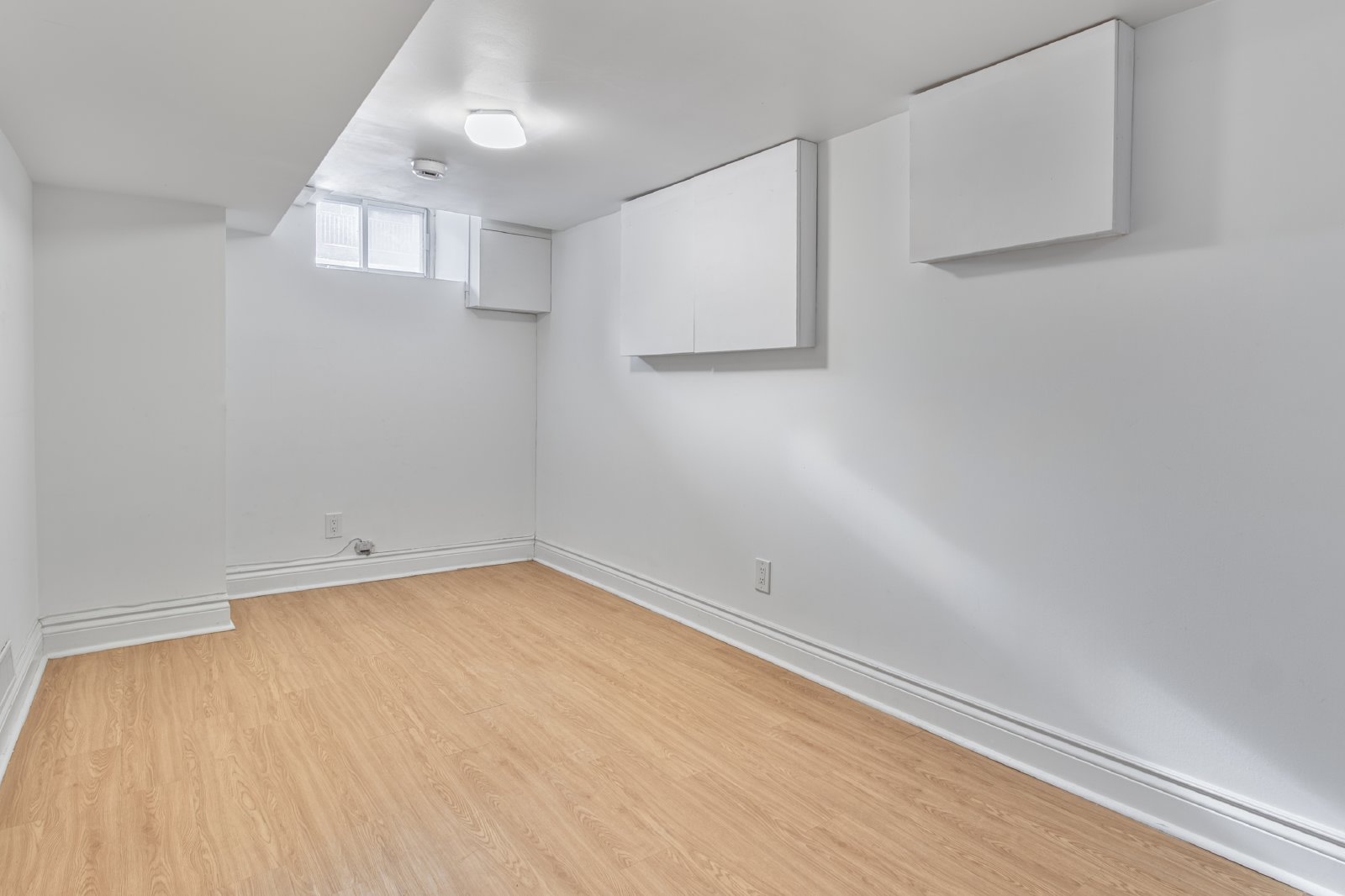 583 Mcleod - Unit 1 property image